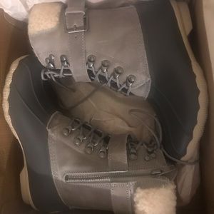 Sperry duck winter boots